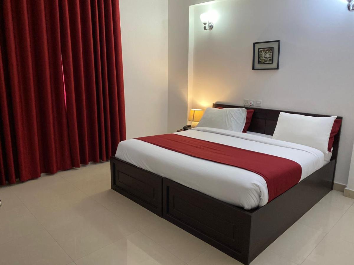 Azaiba Hotel Apartments Masqat Buitenkant foto
